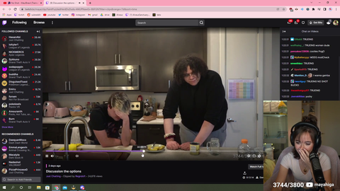 Maya calls disabled friend on stream