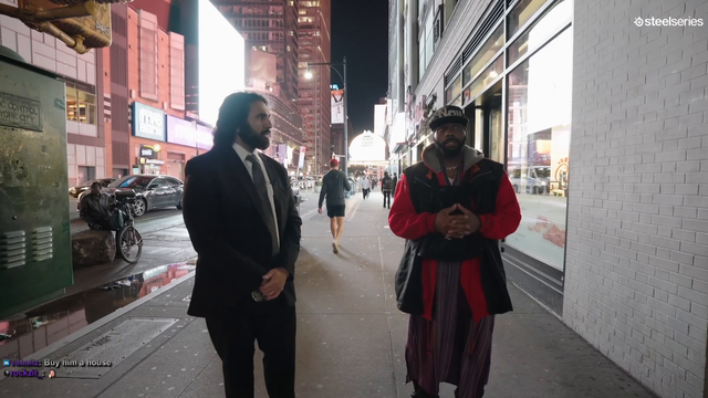 Esfand Meets a New Yorker