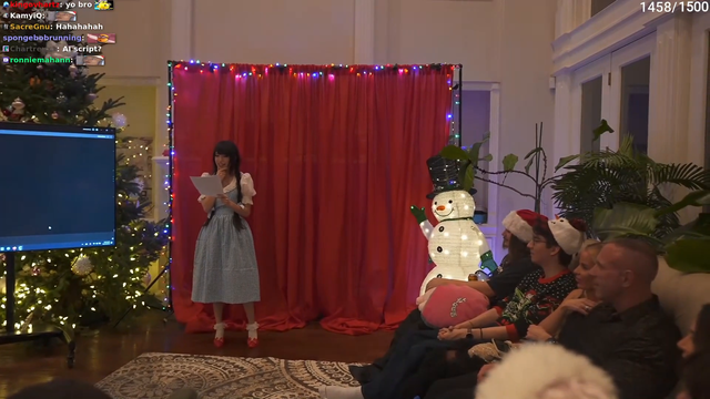 Emiru made a Christmas Musical about the life of Streamers: