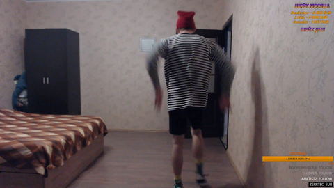 Your favorite Russian Streamer back at it again
