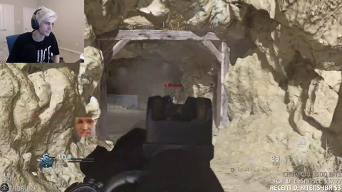 xQc "Reloading..."