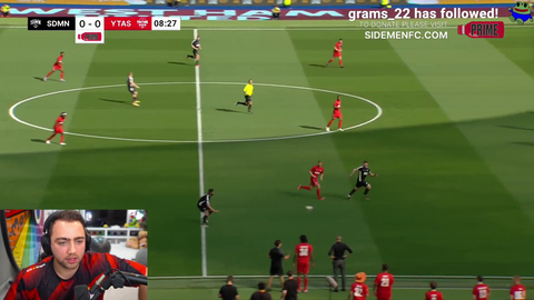 xQc as a Goalkeeper