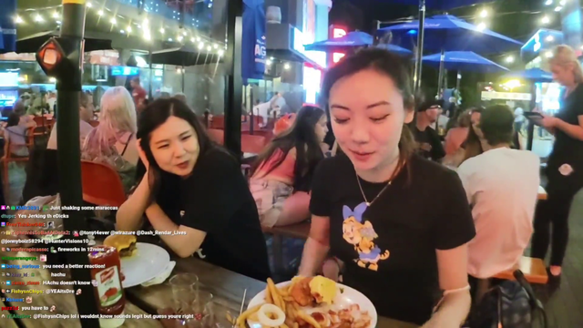 The invisible double-handed salt shaker
