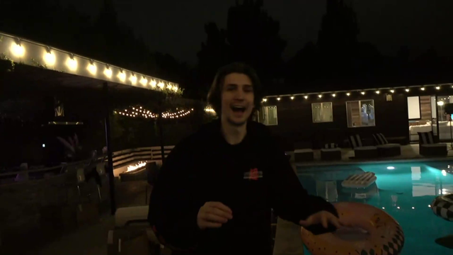 xQc Doesn't Want To Be The Host Anymore