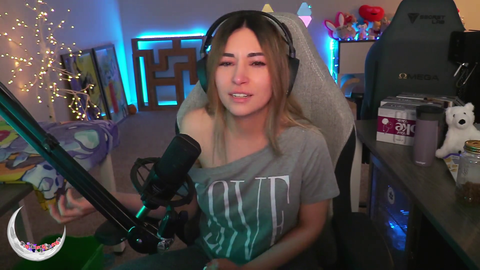 Alinity speaks about Ninja's response to her Tweet