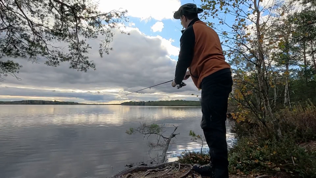 Amateur fisher almost gets a first catch