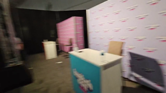 Extra Emily overwhelmed at her meet and greet.