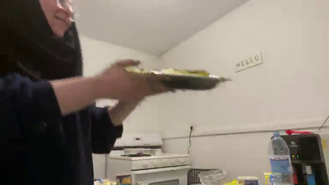 Frogan shows chat the cake she's been making for the past 2 hours