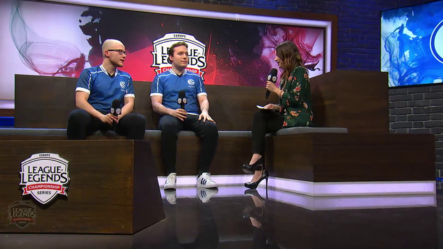 Why is that microphone not on?