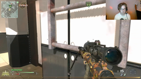 Nick hits a 360noscope on Faze