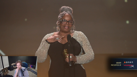 A decent human being (ijustlovepuzzles) wins a streamer award