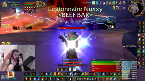 Streamer's WoW subscription ends during the worst time