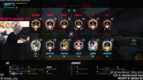 xQc checks his team comms