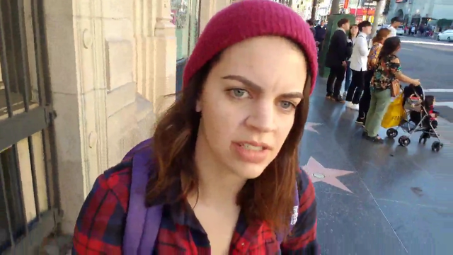 Streamer get's invited for an Interview for "Jimmy Kimmel's Live" during her IRL stream!