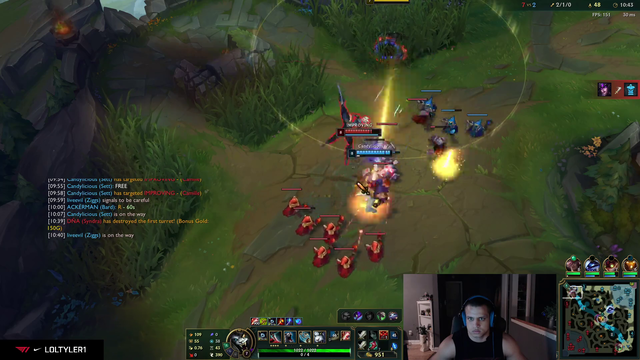 T1 is smurfing in challeng-