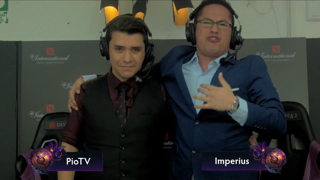 Spanish caster desk gets emotional after the South American team "Infamous" eliminates Newbie NA and gets Top 8+ at The International.