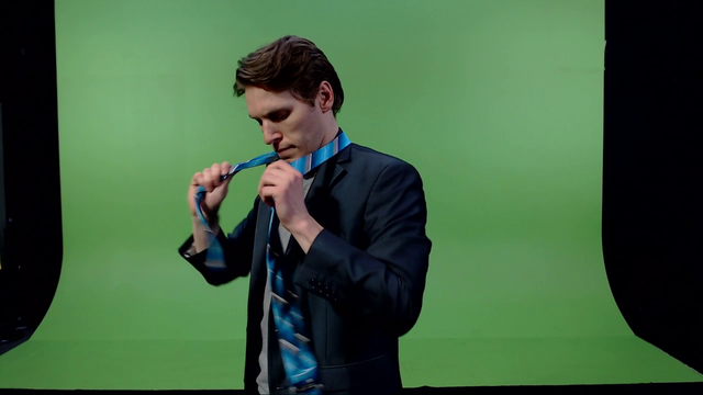 Jerma can't tie a tie