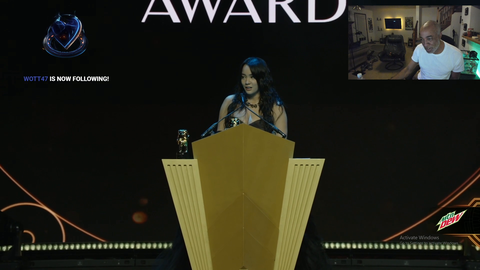Cinna's Dad Gets Emotional Watching Her Win the Sapphire Award