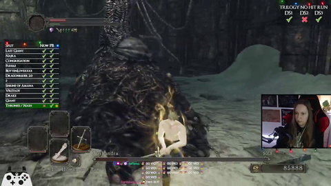 valkyriexxxx finally finishes the Dark Souls trilogy without taking a single hit after 294 days.