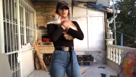 Cat thanks stream