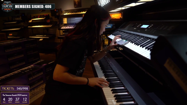 ExtraEmily plays the piano after 15years