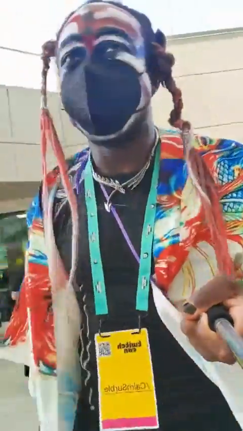 Voldesad lost weight and with Robcdee Stream Snipe Butler Bell/Calmsurble/Marcus Owen Bell at Twitch Con 2022