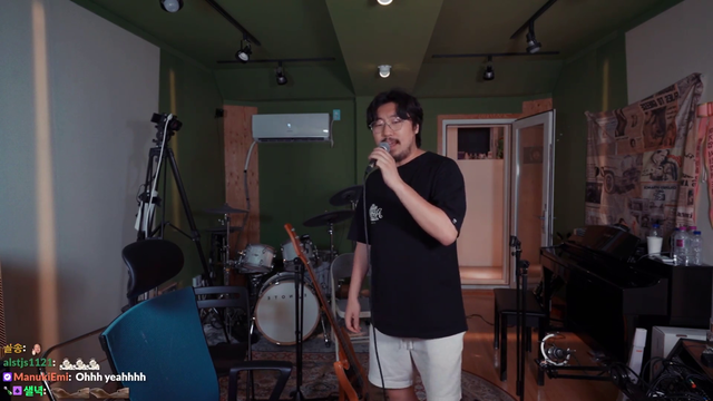 Charming Jo with the vocals