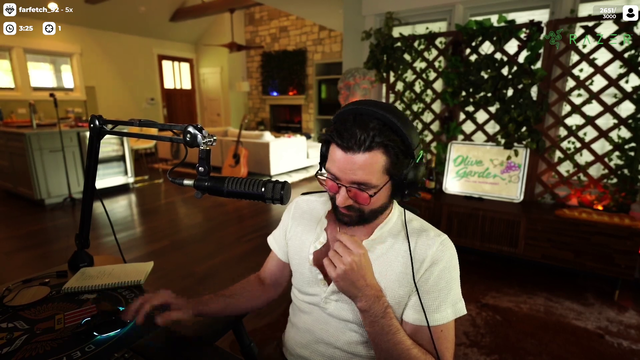 Way too dank (Cyr and Hasan playing Marvel Snap)