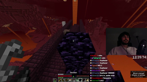 K4yfour hits stronghold portal room on a random blind portal in damageless run