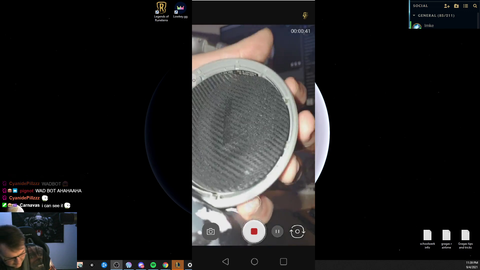Streamer finds a literal "earwig" insect in his headphones