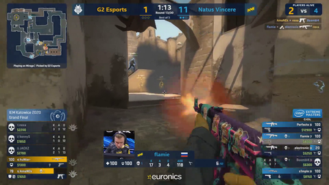 s1mple is now smurfing in the Grand Finals aswell