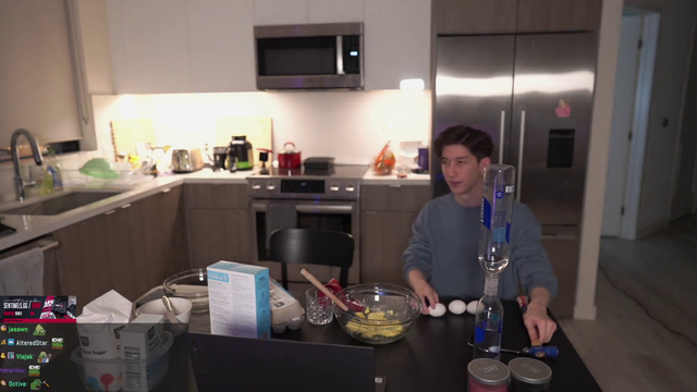 Daph is afraid of eggs
