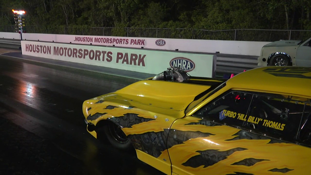 Huge wreck at Houston Motorsports - Live