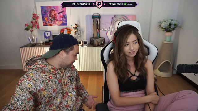 Pokimane makes reference to Fedmyster while live with Mizkif