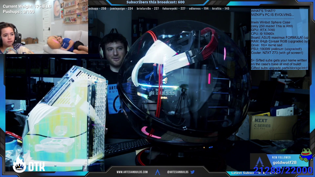 Mizkif's new PC