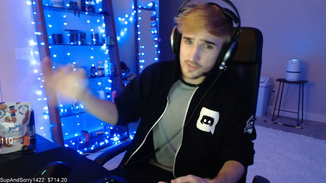 Mitch got the 24 hour ban for calling a viewer a f word.