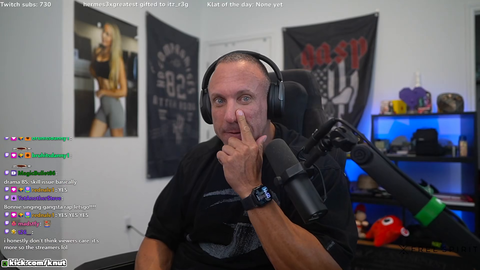 Knut gives Bonnie advice for what her next stream intro should be