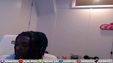 LIL UZI tryna entertain twitch chat