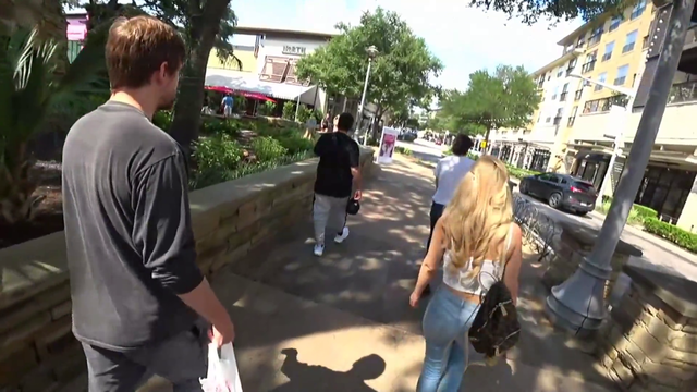 Sodapoppin throwing shade