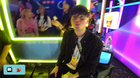 Find someone who is as excited to see you as Lilipichu is to see Michael Reeves