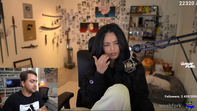 Chatter Destroys Valkyrae's Entire Response Stream With One Comment