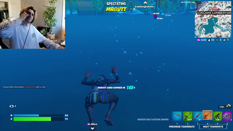 xQc makes his whole Fortnite squad Laugh uncontrollably