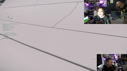 Malena entered the spaceship after 5 minutes of trying ..