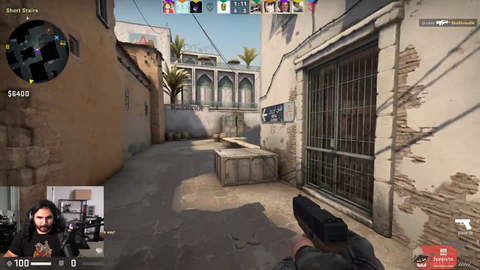 Casually kills 2 people in CS before going back to playing League