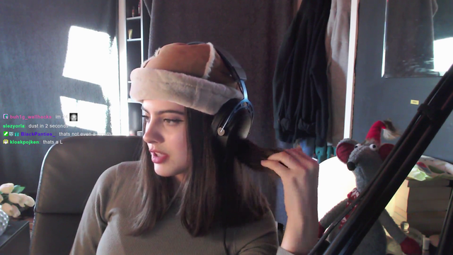 Swedish Streamer can't comprehend the word "January"