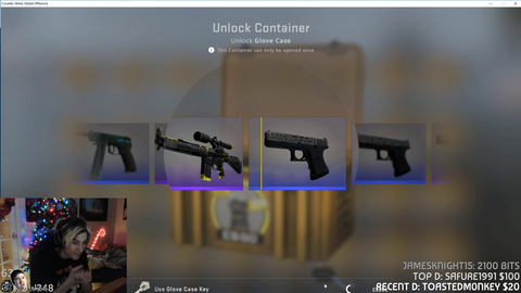 xQc unboxes another knife/glove!