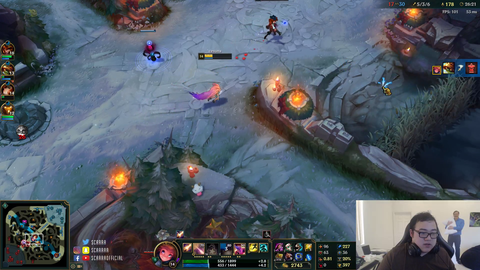 Alpha male Scarra