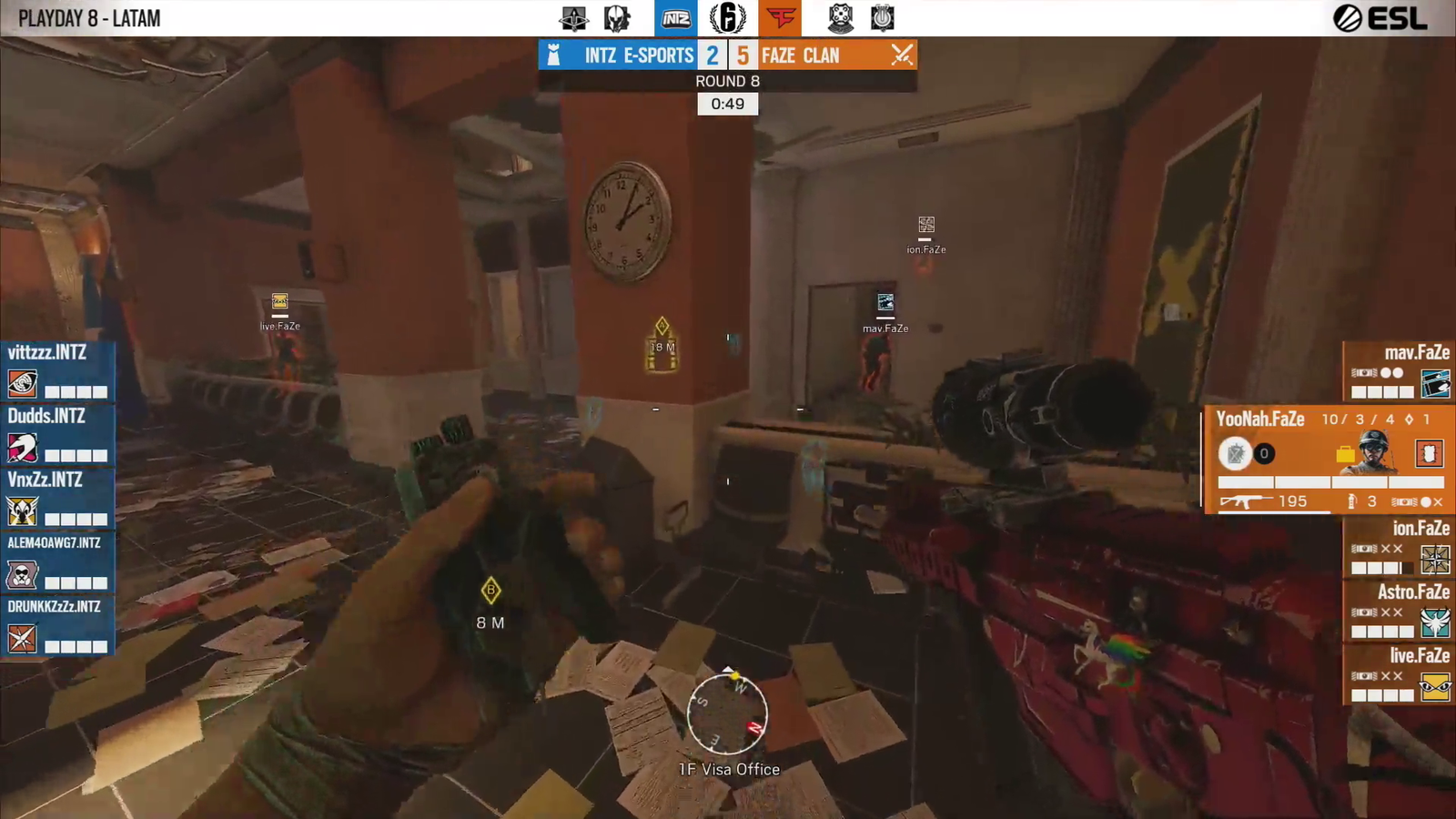 The sound glitched out on the R6 stream so caster decided to improvise