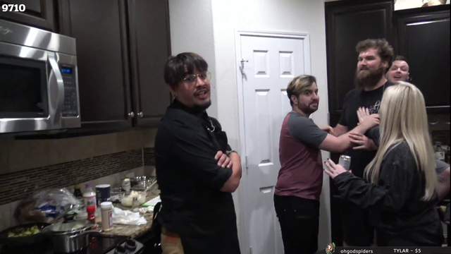 Penta pranks Saab with an improv acting "chef"