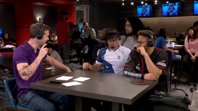 Imaqtpie shows up at the NA LCS lounge